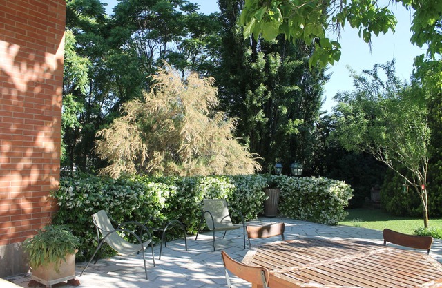 Family friendly Villa with private garden, 30 min walk to city centre
