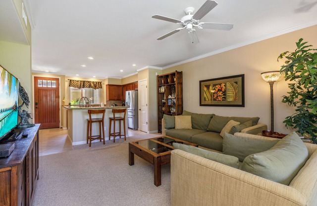 Family-friendly Waikoloa Beach Villa C2 next to pool; walk to beach!