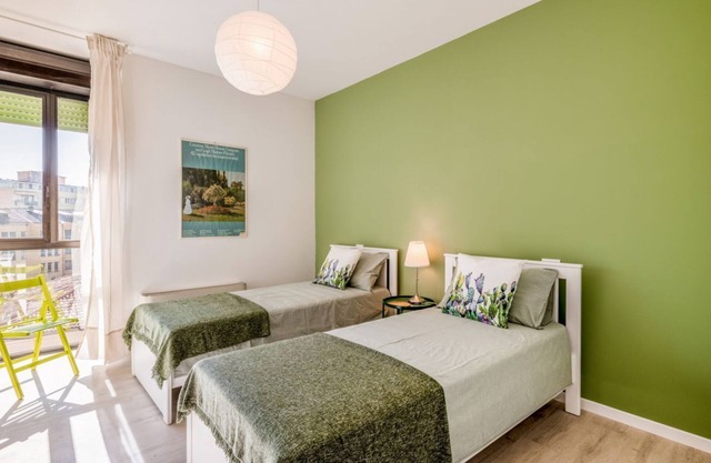 Family & Friends House - Botanic Room