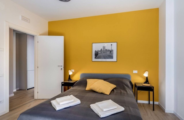 Family & Friends House - Travel Room