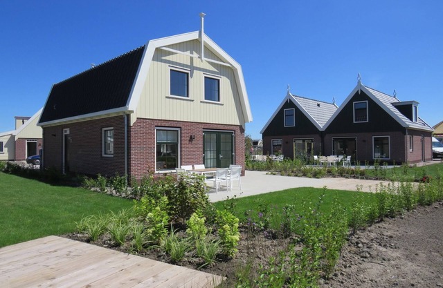 Family Getaway by Amsterdam