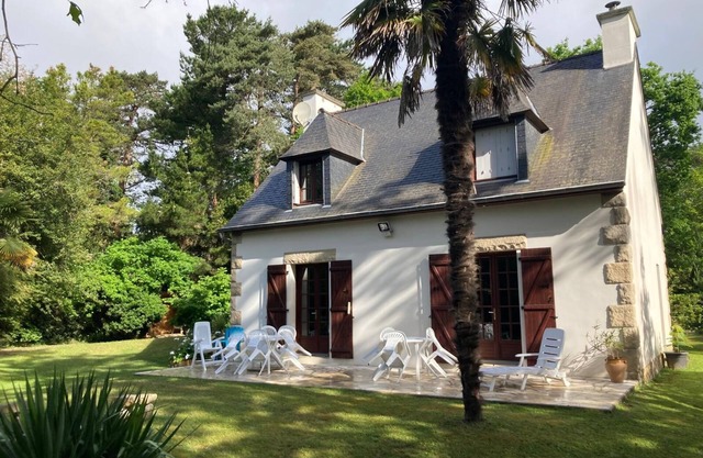 Family home 6p nearby the beach (600m), golf (200m), casino (900m)