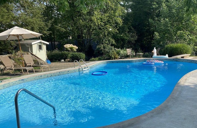 Family home, chic and charming, rare for rent
