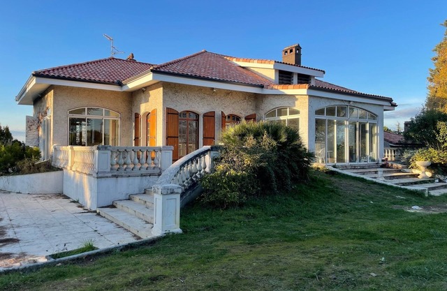 Family home near Toulouse