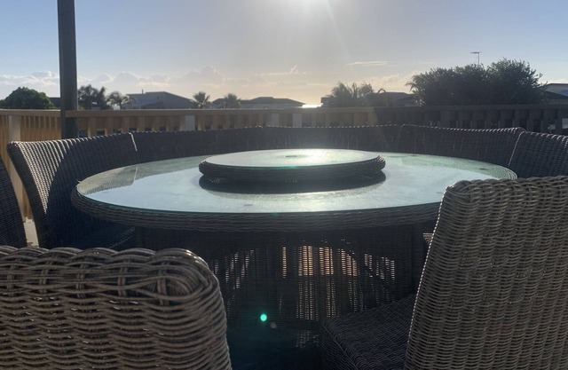 Family home with all day sun at Ohope beach