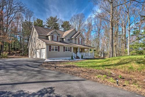 Family Home with Deck about 2 Mi to Camelback Mountain!