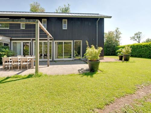 Family House in Grou near Water Sports