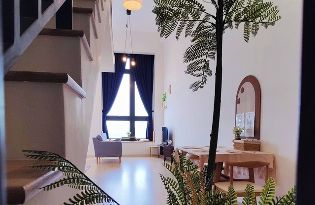 Family Loft Suite & Olympic Swimming Pool Near Legoland