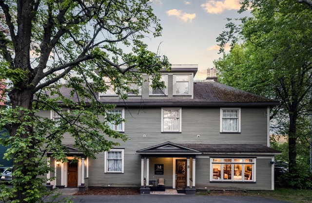 Family reunion - your very own mini hotel! Downtown St. John's, sleeps 19