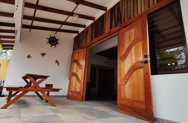 Family-Sized - 5 Minute Walking Distance - Puerto Viejo Downtown