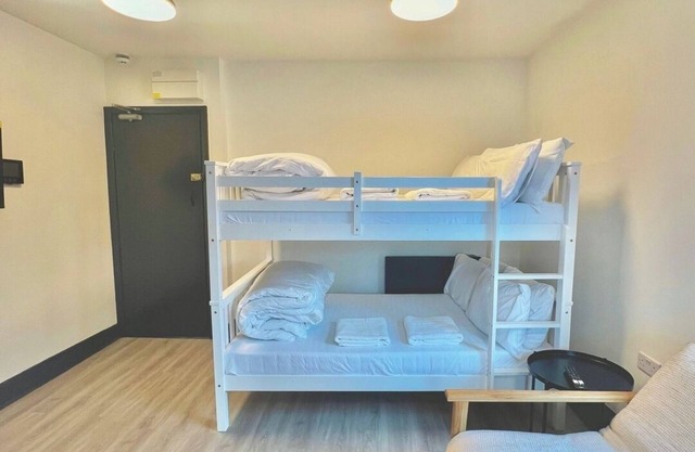 Family Studio in Golders Green – Ideal for Families or Small Groups