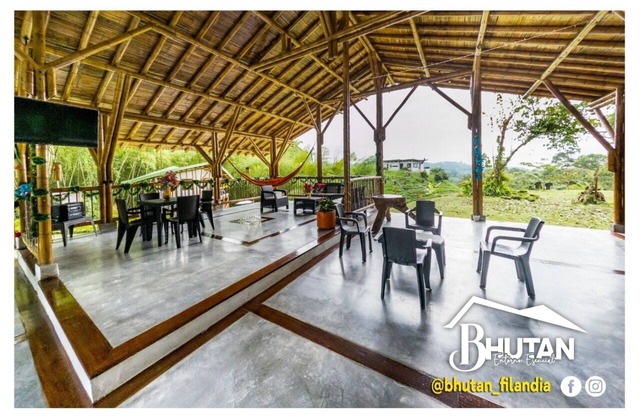 Family suite for 4 with a private bathroom, kitchen, Terrace and living area
