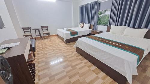 FAMILY TRANSIT HOTEL AiRPORT