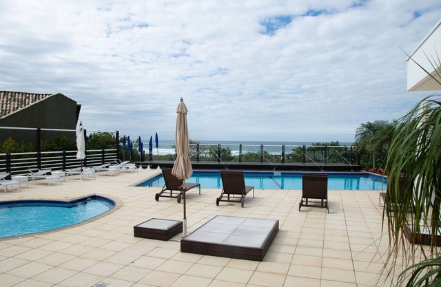 Family Vacation in Style, SantinhoBeach ING112109
