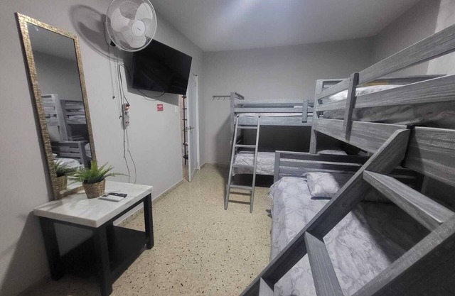 Family Villa 2, near to Puerto Nuevo beach, Parking & Wi-Fi