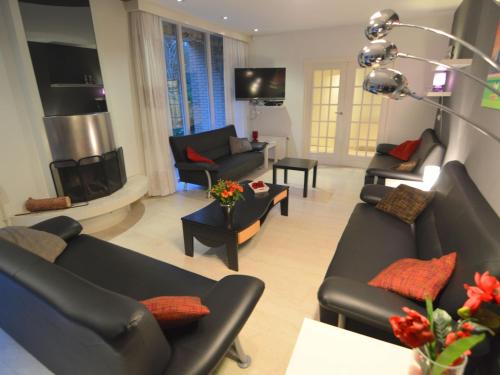 Family villa w Trampoline, Pool