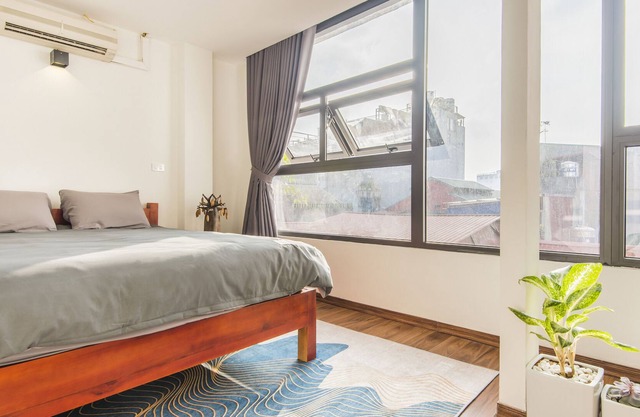 ⭐️Fancy HomeStay *Old Quarter* Views Old Town/ Quiet/Private⭐️
