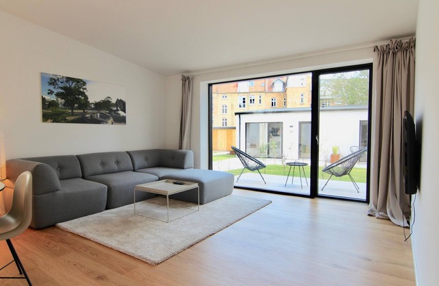 Fantastic 1-bedroom Townhouse - 155