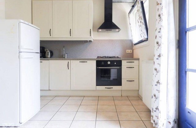 Fantastic 23-27 person group accommodation in Grijpskerke, centrally located in Walcheren.