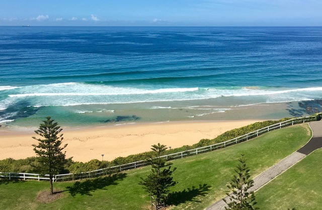 Fantastic apartment in front of the beach