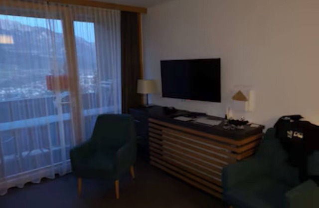 Fantastic base for Skiing. Apartment for 4 people with stunning views.