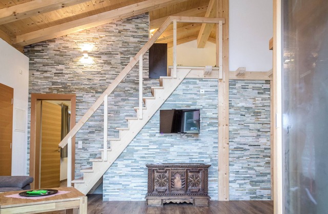 Fantastic chalets on the edge of the forest with their own infrared cabin. Near the ski slope
