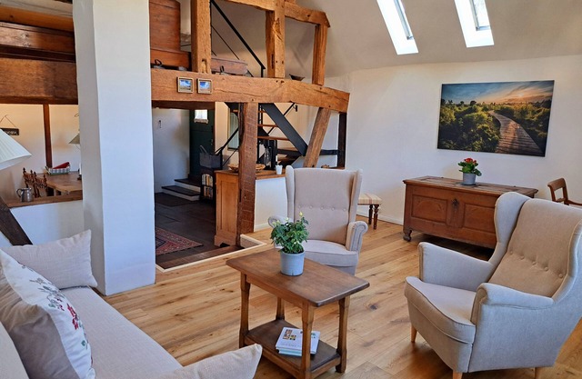 Fantastic Eifel apartment for 3 people with sauna, countryhouse garden & terrace