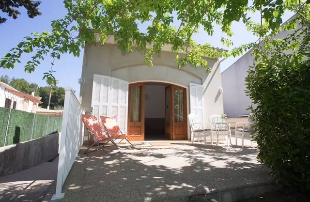 Fantastic Holiday Home "Ses Roques" by the Sea with Terraces & Wi-Fi
