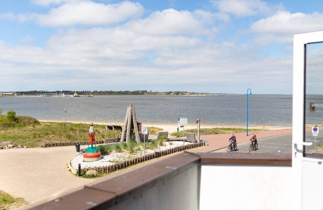 Fantastic holiday apartment with beautiful views to the sea, it is dog friendly