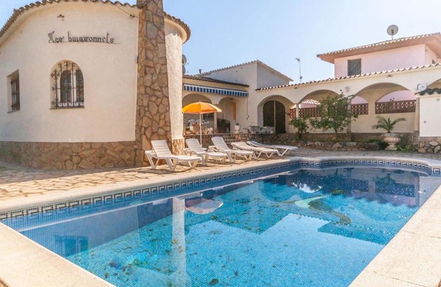 Fantastic Holiday Home with Private Pool in L Escala