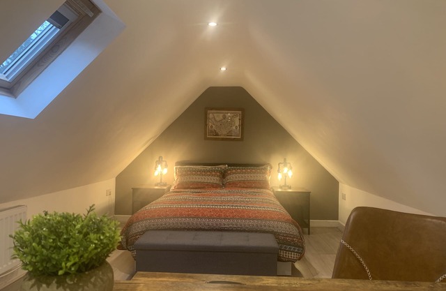 Fantastic Location, Annexe with Hot Tub