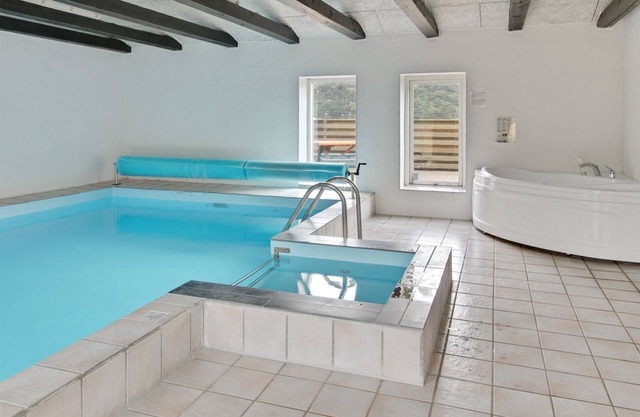 Fantastic pool house in the middle of nature and close to the sea