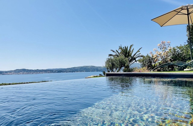 Fantastic sea view, fully renovated villa