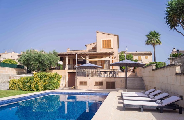 Fantastic villa with views