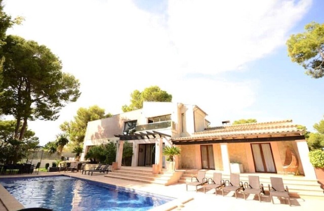Fantastica Casa Cerca Playa con Piscina y Terraza