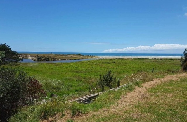 Far North Beach Escape
