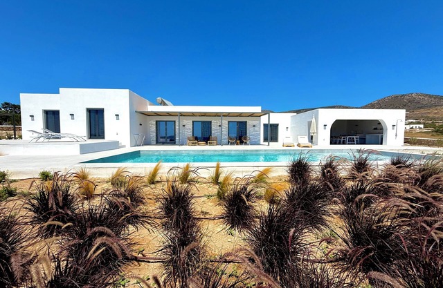 Faragas Hill Euphoria Villa