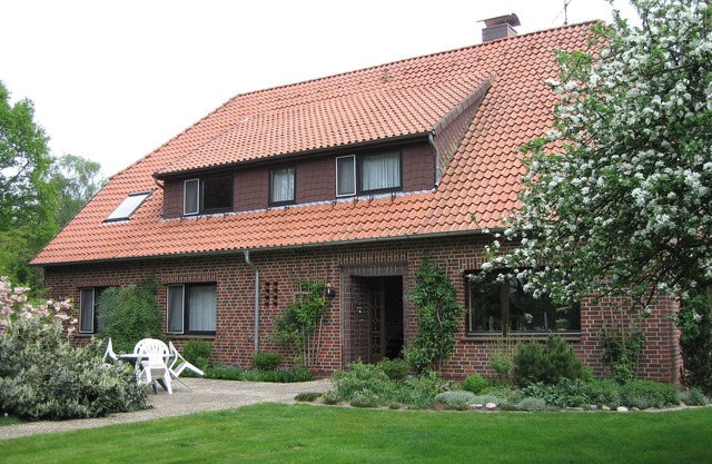 Farm guesthouse in the Lüneburg Heath, located at the NSG, dog by arrangement