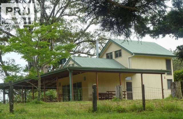 Farm Stay at Lillian Rock the entire building