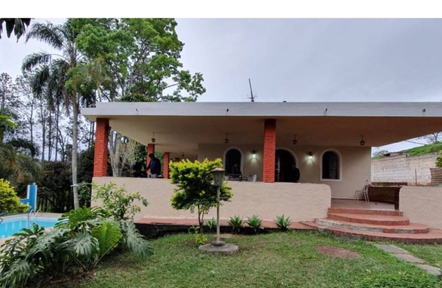 Farm with spacious house, near São Paulo