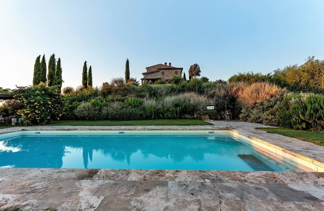 FARMH. PODERE CUNINA 25 KM SUD SIENA DI FRONTE AL MONTALCINO PRENDENDO CUCINE DI CUCINA