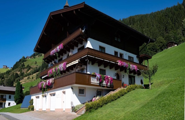 Farmhouse in Hollersbach near Ski Slopes