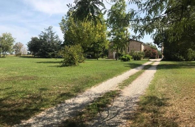 Farmhouse 3 km from the center of Mantua