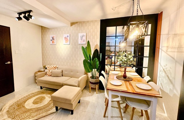 Farmhouse Brandnew Condo/Familysized, 10mins only to BigMalls and ITPark, Max6px