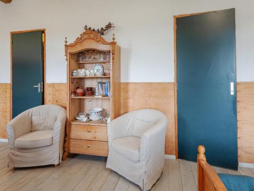 Farmhouse by Lauwers River with Rowing Boat, cleaning included
