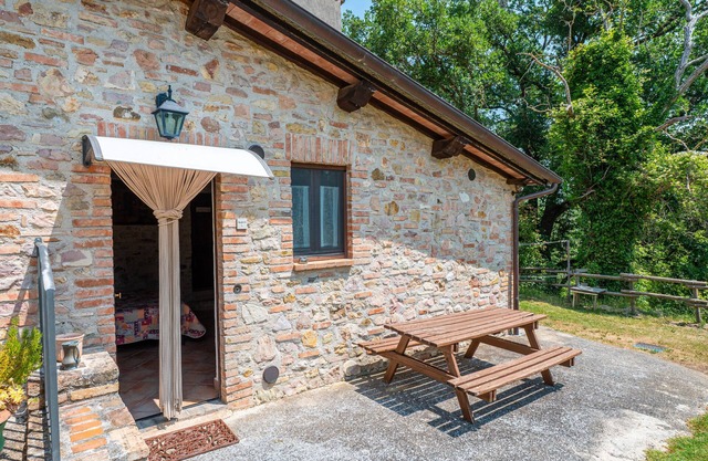 Farmhouse 'Casale Storico Fogliani- Margherita' with Mountain View, Shared Pool and Wi-Fi
