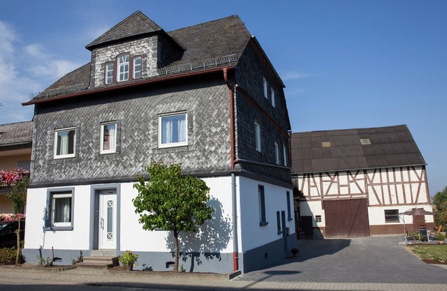 Farmhouse Escape in Haserich