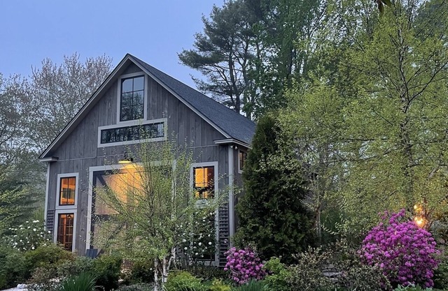 Farmhouse Experience in a Beachside Community