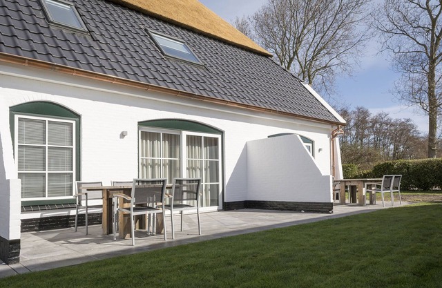 Farmhouse in De Cocksdorp near the Beach