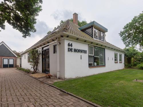 Farmhouse in North Holland near Beaches